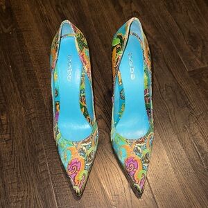 BEBE Vibrant Paisley Women's Heels